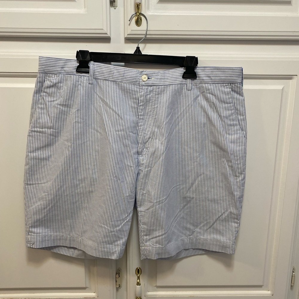 Polo Ralph Lauren Classic Fit 9” Blue White Stripe Men Flat Front Short Size 40